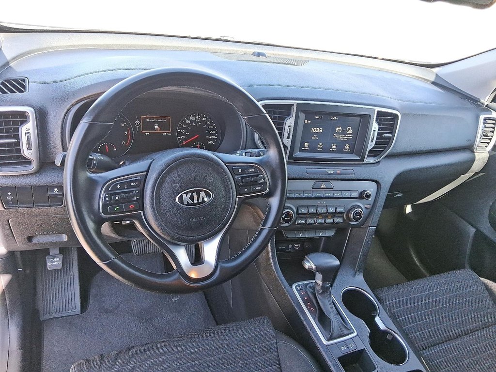 2017 Kia Sportage EX in Stratford, Ontario - 9 - w1024h768px