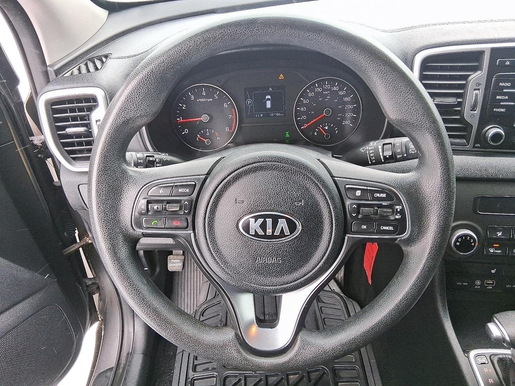 2019 Kia Sportage LX in Stratford, Ontario - 12 - w1024h768px