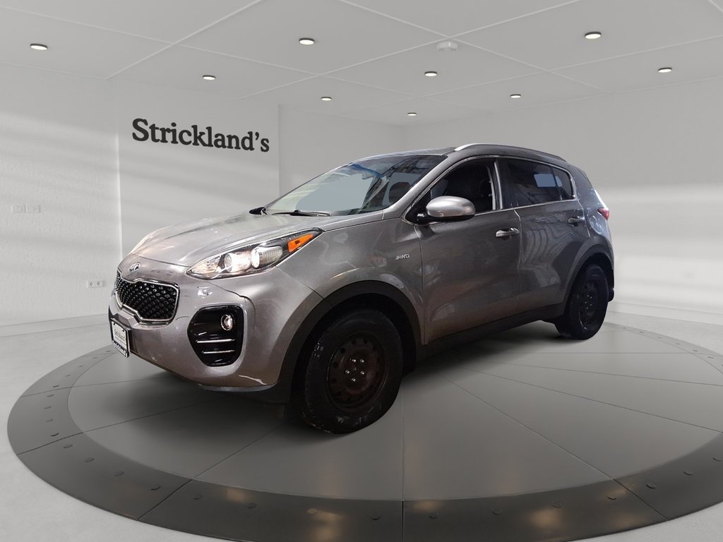 2019 Kia Sportage LX in Stratford, Ontario - 1 - w1024h768px