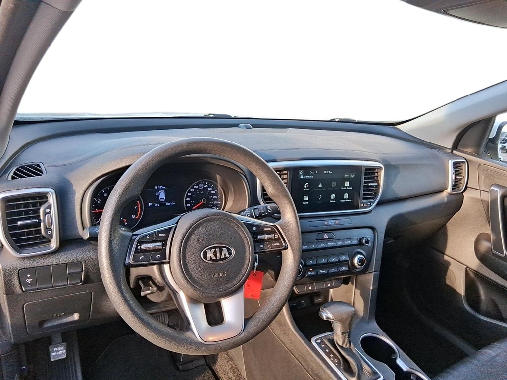 2021 Kia Sportage LX AWD in Stratford, Ontario - 10 - w1024h768px