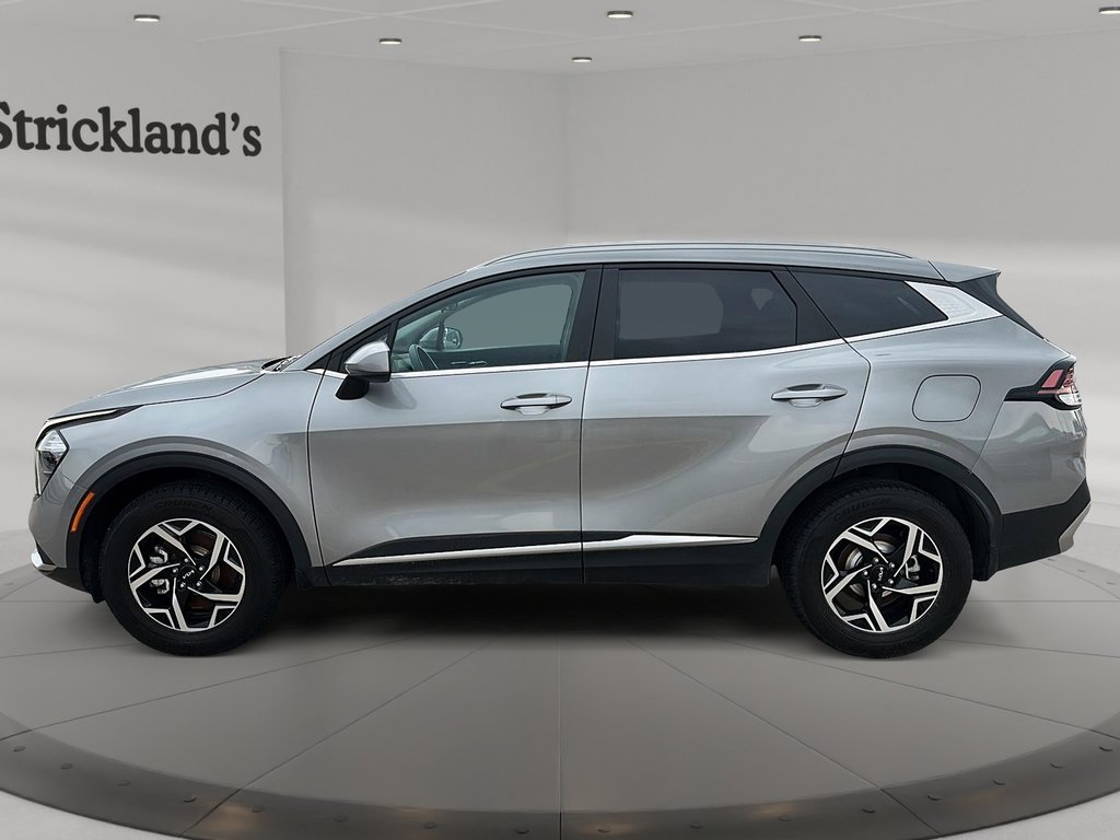 2023 Kia Sportage LX AWD in Stratford, Ontario - 5 - w1024h768px