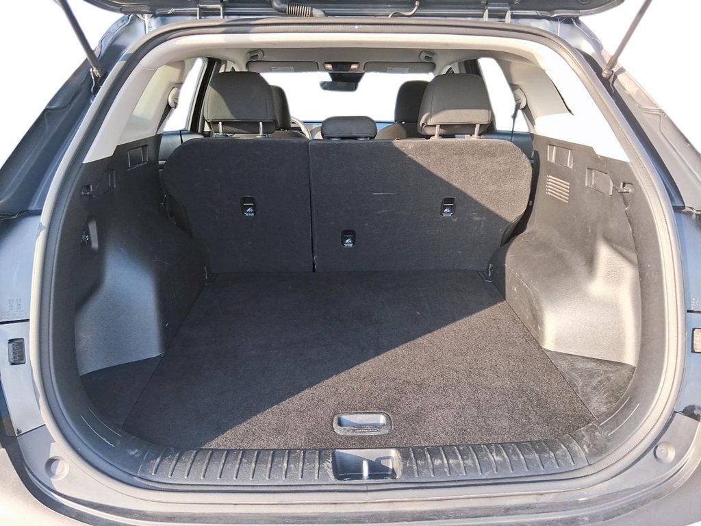 2024 Kia Sportage LX AWD in Stratford, Ontario - 6 - w1024h768px