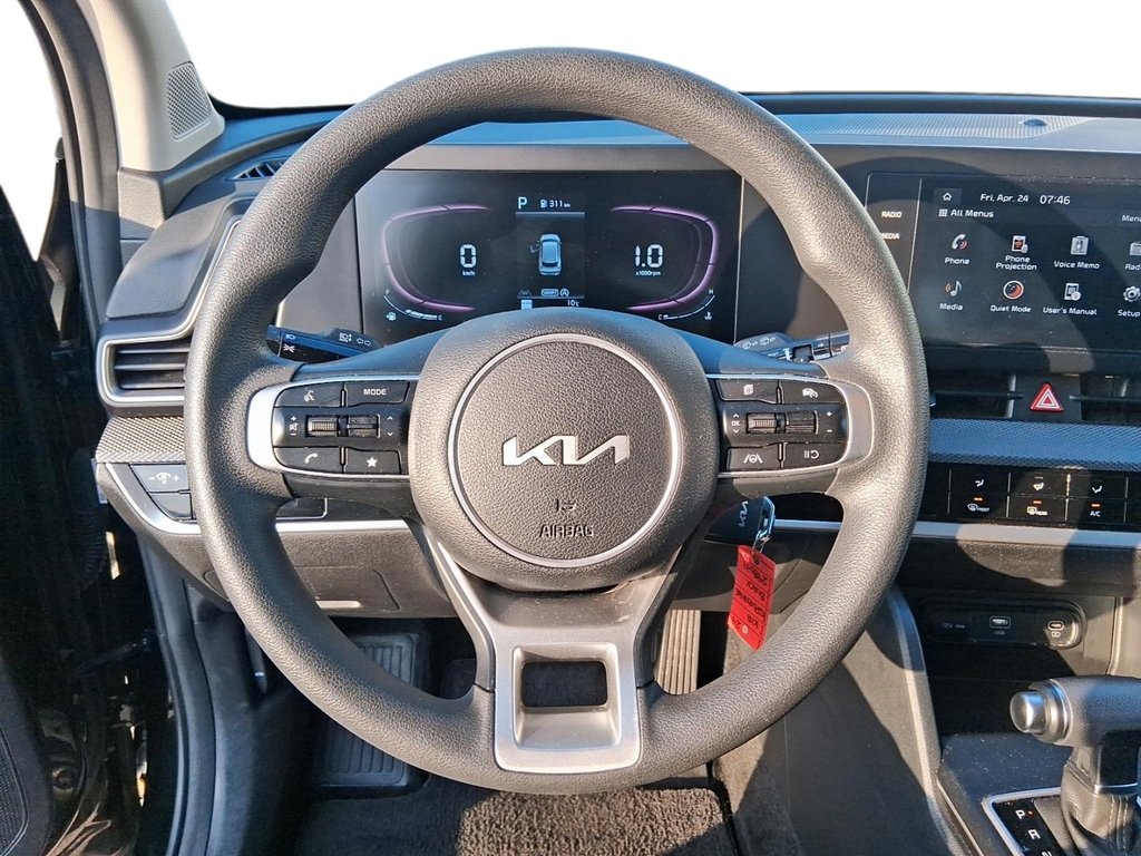 2024 Kia Sportage LX AWD in Stratford, Ontario - 12 - w1024h768px