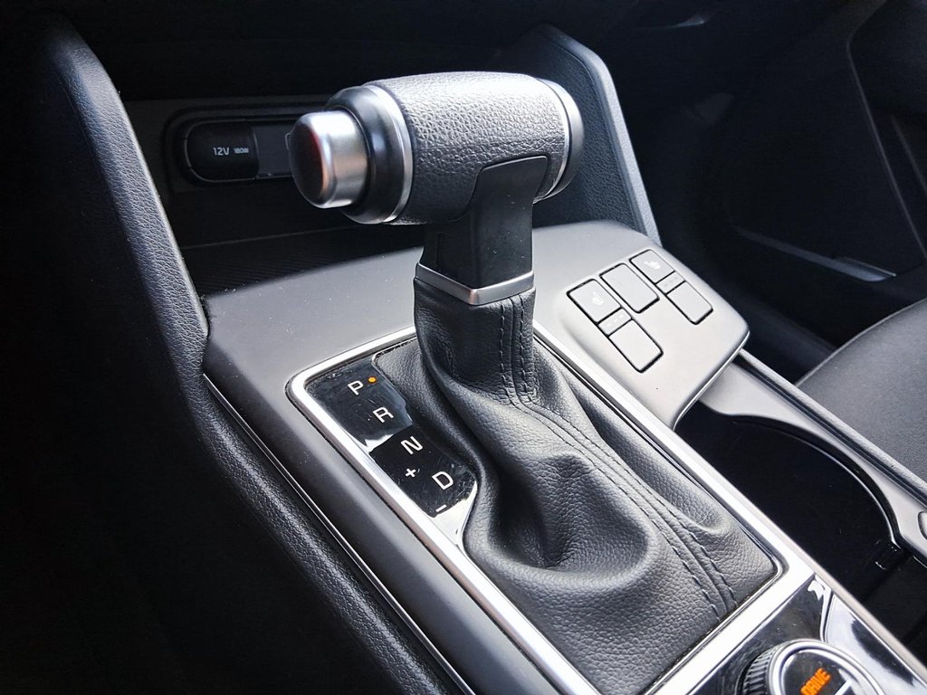 2024 Kia Sportage LX AWD in Stratford, Ontario - 17 - w1024h768px