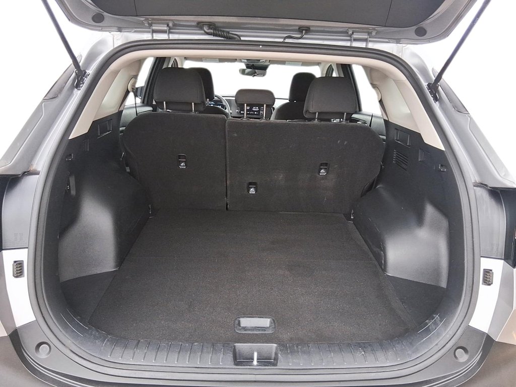 2025 Kia Sportage LX AWD in Stratford, Ontario - 6 - w1024h768px