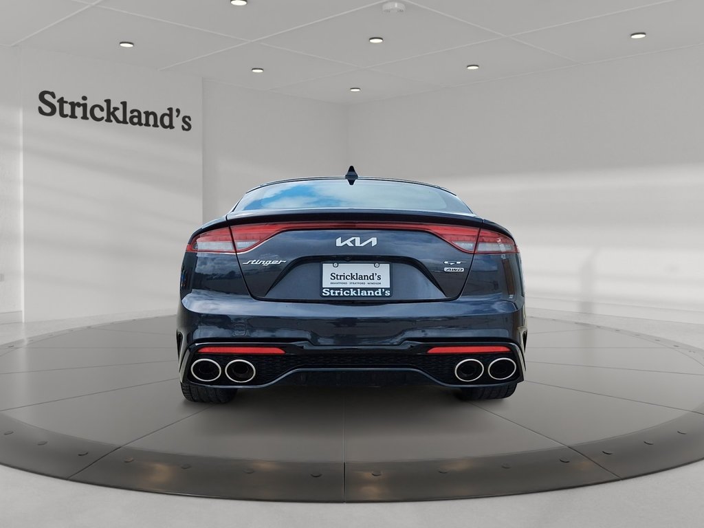 2022 Kia Stinger GT Limited in Stratford, Ontario - 3 - w1024h768px