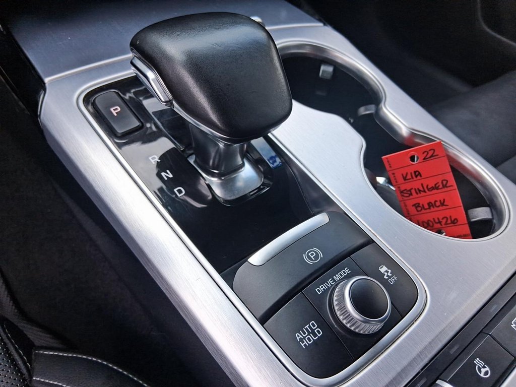 2022 Kia Stinger GT Limited in Stratford, Ontario - 17 - w1024h768px