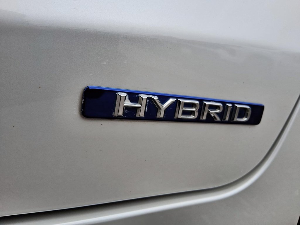 2011 Lexus CT 200h CVT in Stratford, Ontario - 9 - w1024h768px