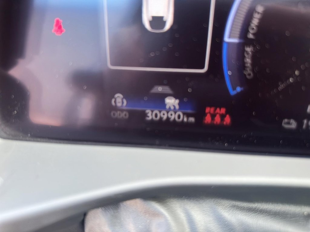 2023 Lexus RZ 450e in Stratford, Ontario - 12 - w1024h768px