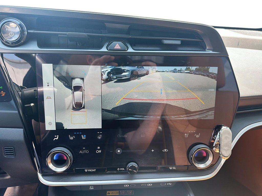 2023 Lexus RZ 450e in Stratford, Ontario - 15 - w1024h768px