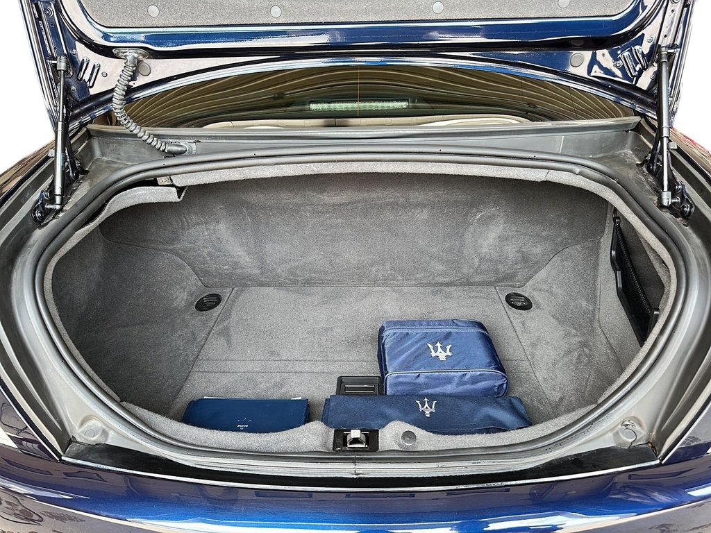 2008 Maserati Quattroporte Auto in Stratford, Ontario - 6 - w1024h768px