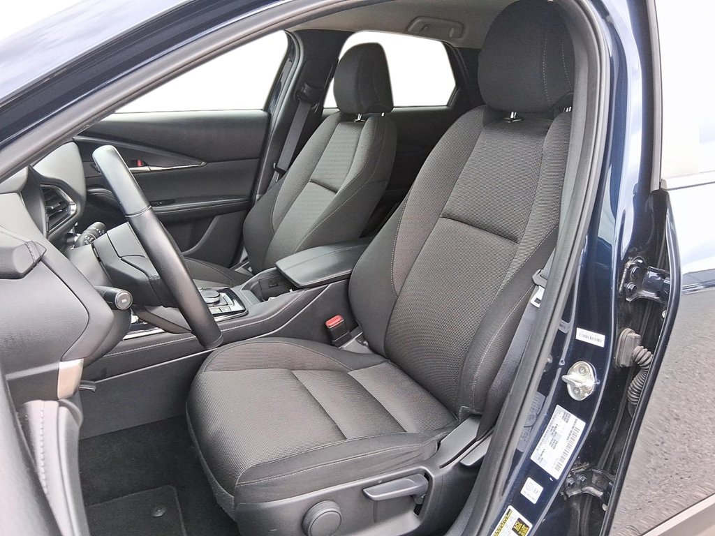 2025 Mazda CX-30 GS AWD in Stratford, Ontario - 9 - w1024h768px