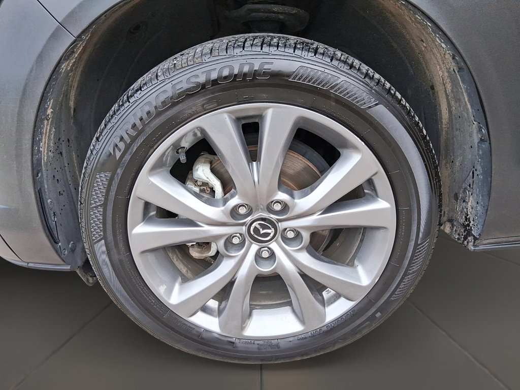 2025 Mazda CX-30 GS AWD in Stratford, Ontario - 8 - w1024h768px