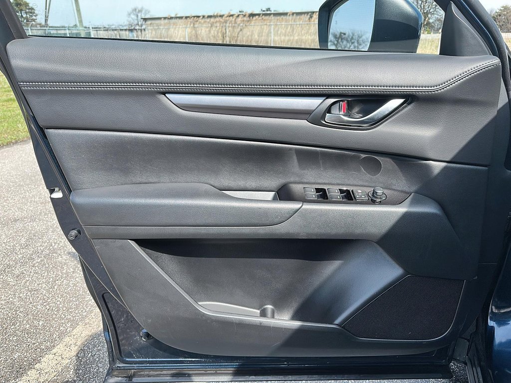2024 Mazda CX-5 GS AWD at in Stratford, Ontario - 10 - w1024h768px