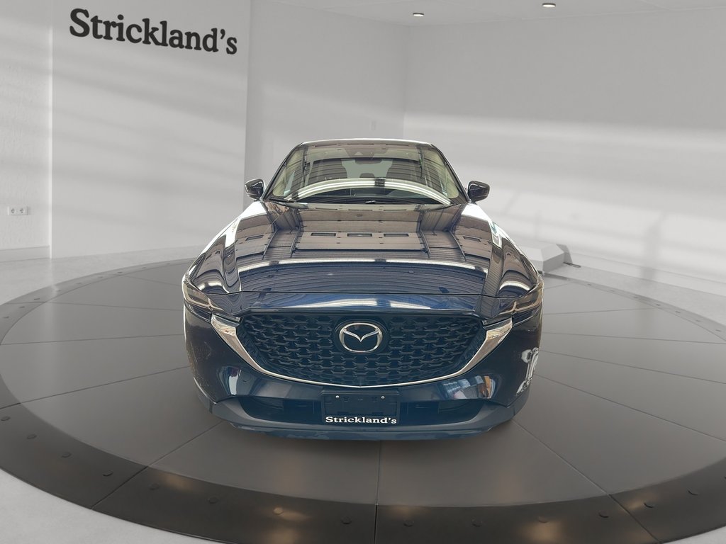 2024 Mazda CX-5 GX AWD at in Stratford, Ontario - 2 - w1024h768px