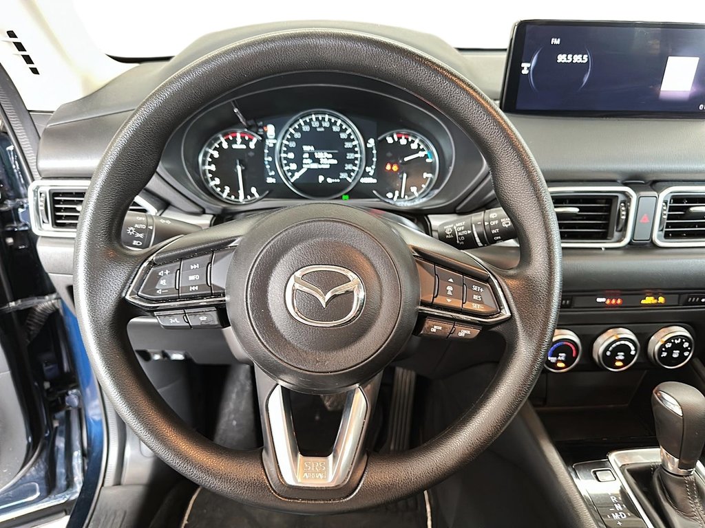 2024 Mazda CX-5 GX AWD at in Stratford, Ontario - 11 - w1024h768px
