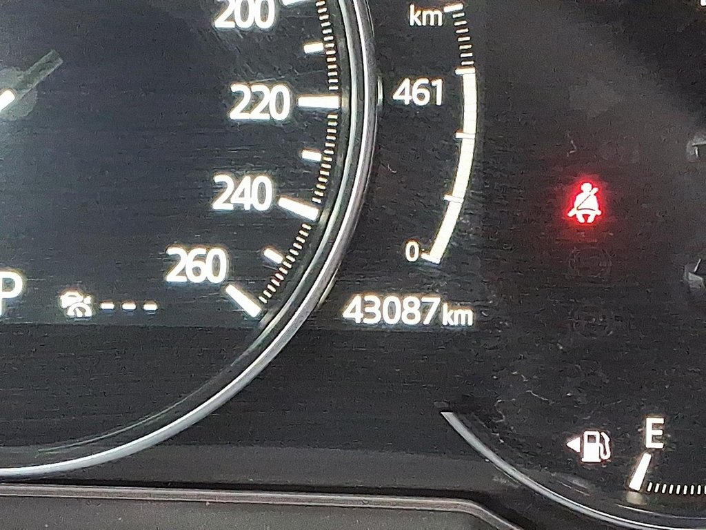 2025 Mazda CX-5 GS AWD in Stratford, Ontario - 13 - w1024h768px