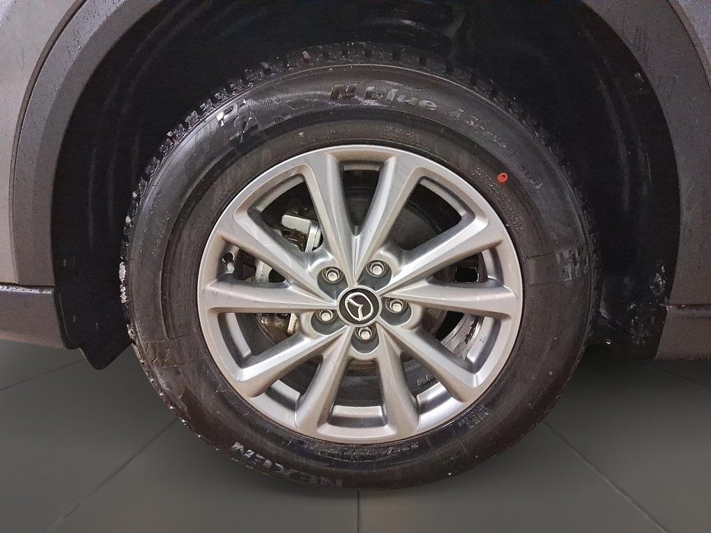 2025 Mazda CX-5 GS AWD in Stratford, Ontario - 7 - w1024h768px