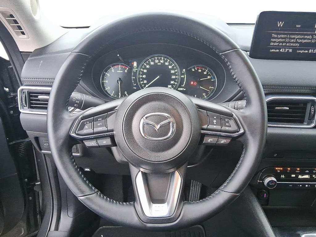 2025 Mazda CX-5 GS AWD in Stratford, Ontario - 12 - w1024h768px