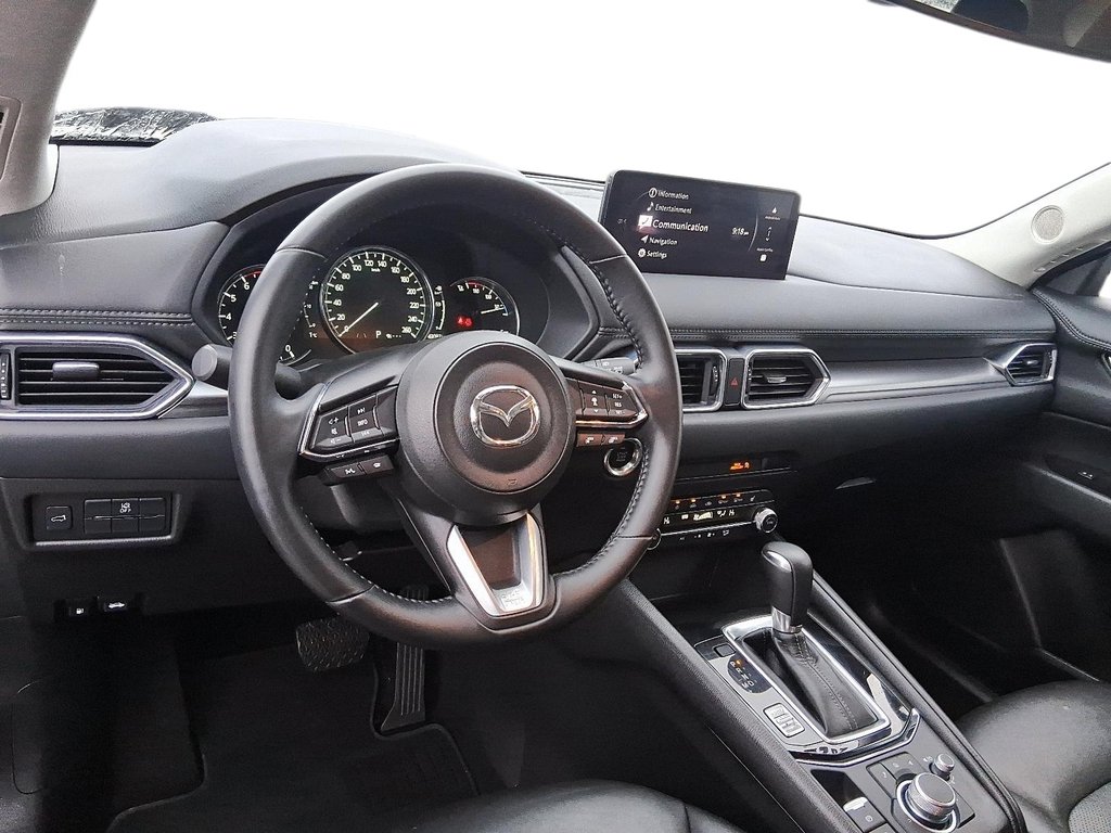 2025 Mazda CX-5 GS AWD in Stratford, Ontario - 10 - w1024h768px