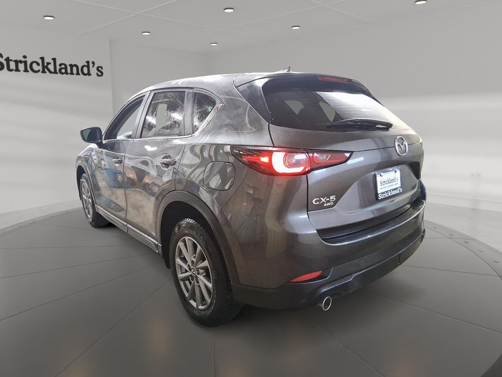 2025 Mazda CX-5 GS AWD in Stratford, Ontario - 4 - w1024h768px