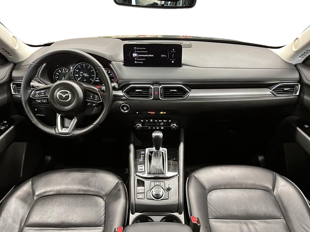 2025 Mazda CX-5 GS AWD in Stratford, Ontario - 9 - w1024h768px