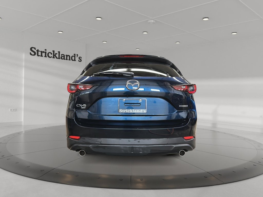 2025 Mazda CX-5 GS AWD in Stratford, Ontario - 3 - w1024h768px