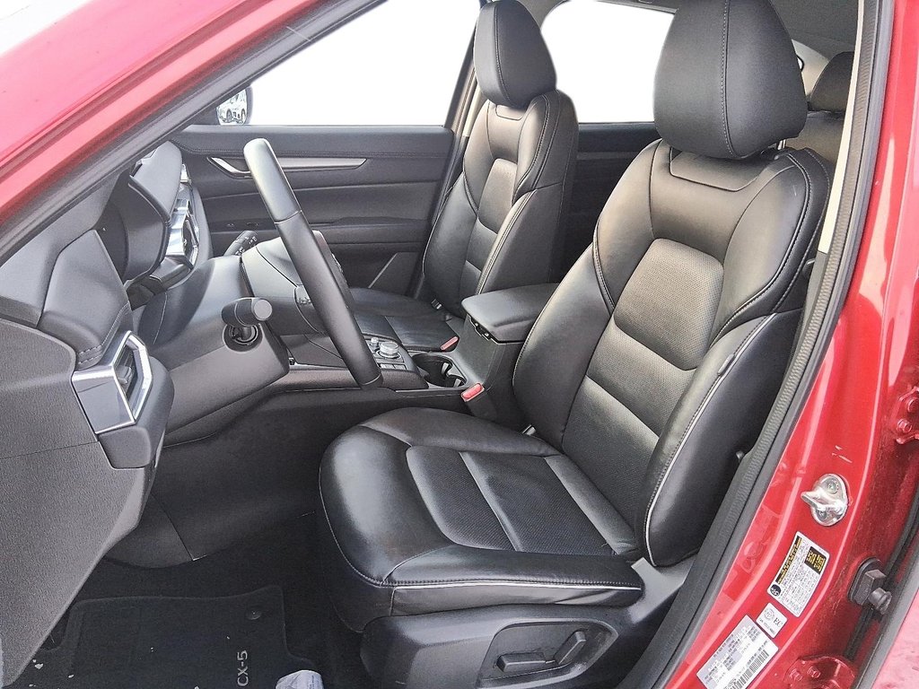 2025 Mazda CX-5 GS AWD in Stratford, Ontario - 8 - w1024h768px