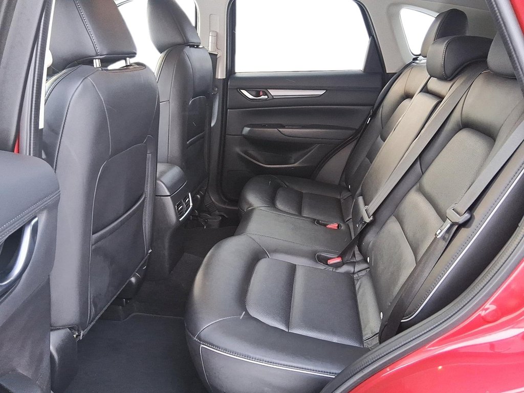 2025 Mazda CX-5 GS AWD in Stratford, Ontario - 9 - w1024h768px