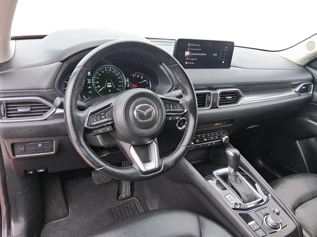 2025 Mazda CX-5 GS AWD in Stratford, Ontario - 10 - w1024h768px