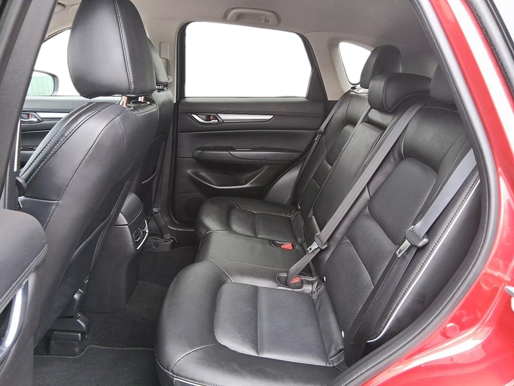 2025 Mazda CX-5 GS AWD in Stratford, Ontario - 9 - w1024h768px