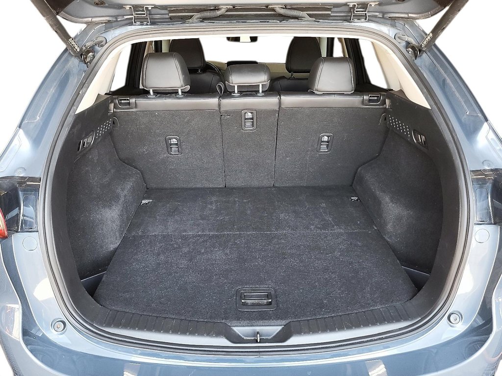 2025 Mazda CX-5 GS AWD in Stratford, Ontario - 6 - w1024h768px