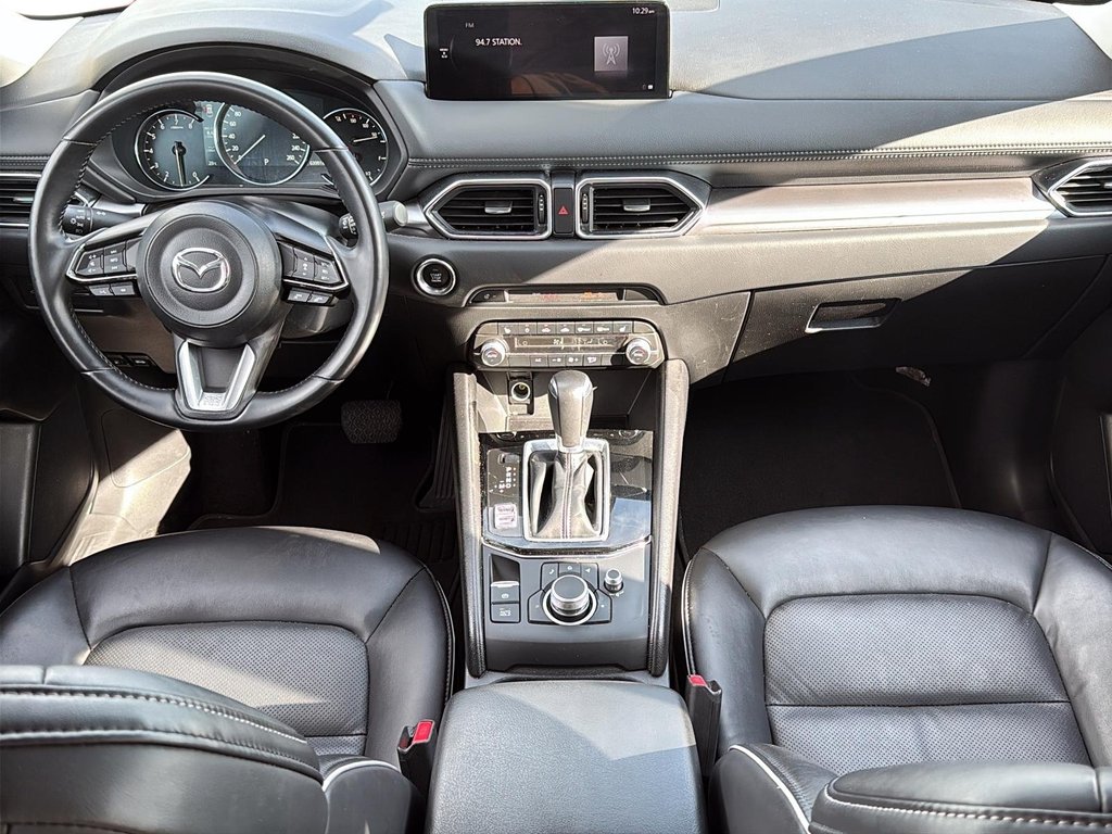 2025 Mazda CX-5 GS AWD in Stratford, Ontario - 9 - w1024h768px