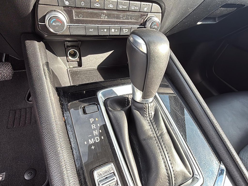 2025 Mazda CX-5 GS AWD in Stratford, Ontario - 14 - w1024h768px