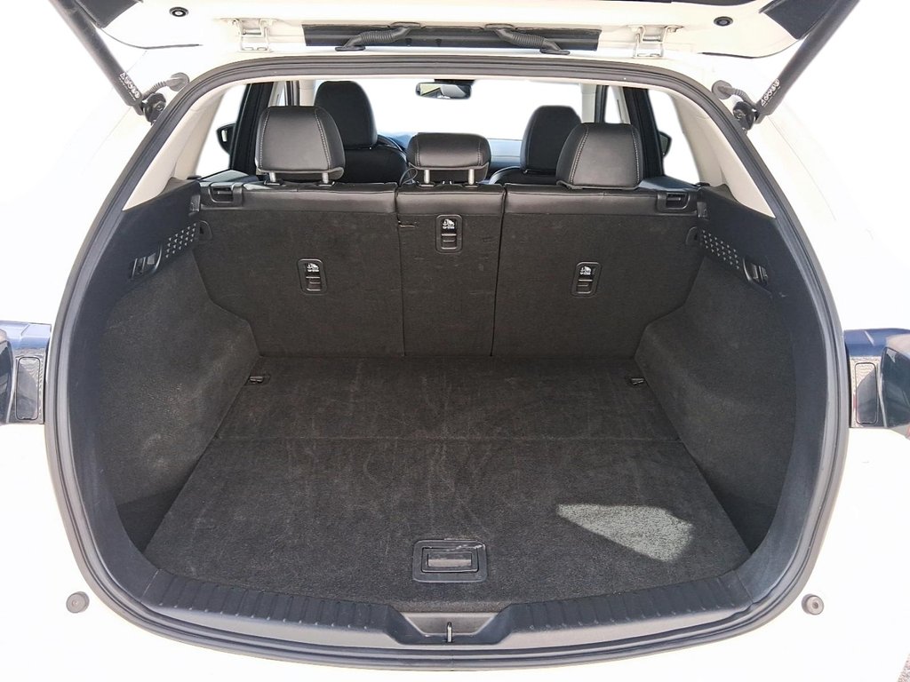 2025 Mazda CX-5 GS AWD in Stratford, Ontario - 6 - w1024h768px