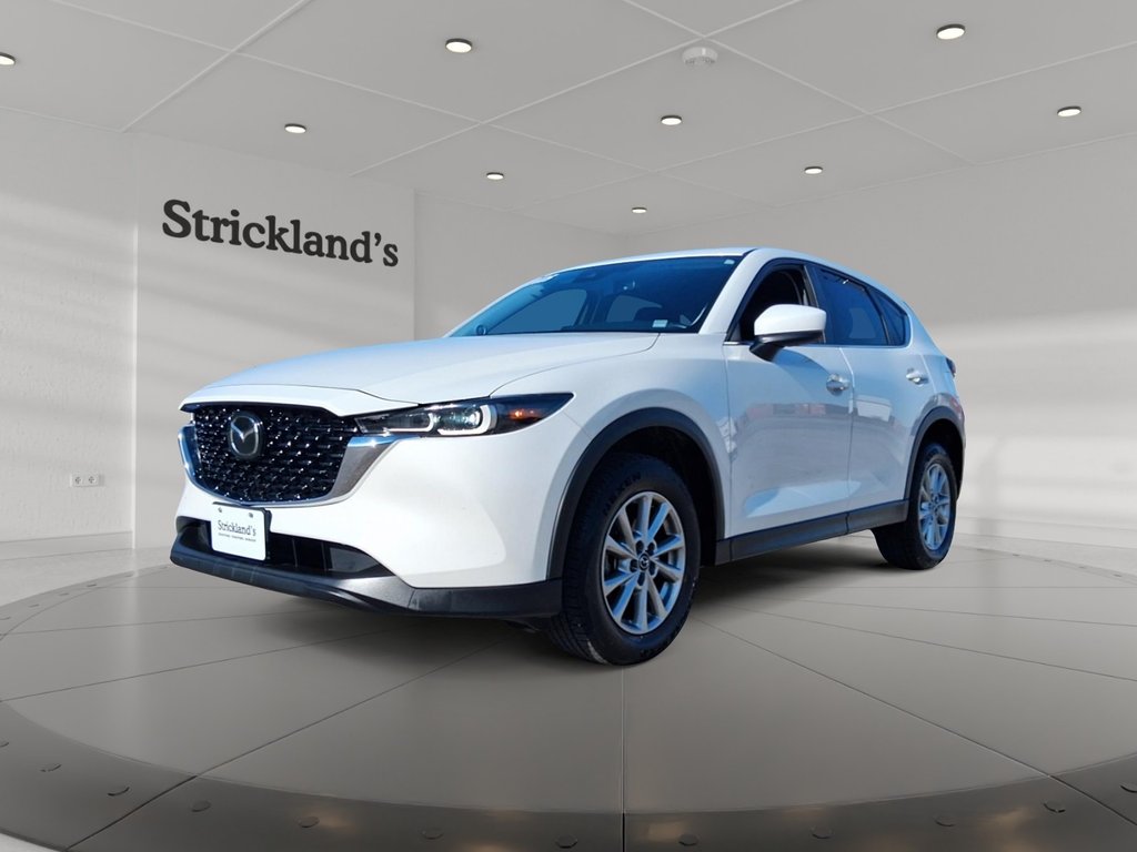 2025 Mazda CX-5 GS AWD in Stratford, Ontario - 1 - w1024h768px