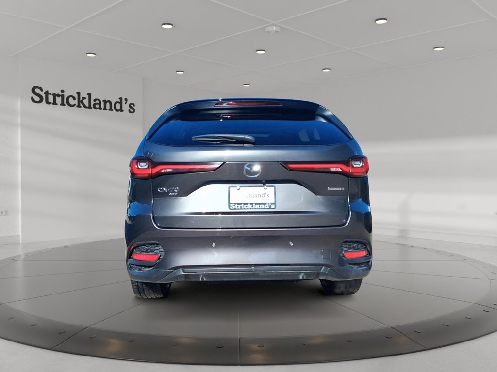 2025 Mazda CX-70 MHEV GS-L AWD in Stratford, Ontario - 5 - w1024h768px