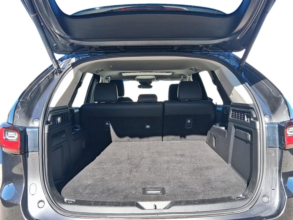 2025 Mazda CX-70 MHEV GS-L AWD in Stratford, Ontario - 6 - w1024h768px
