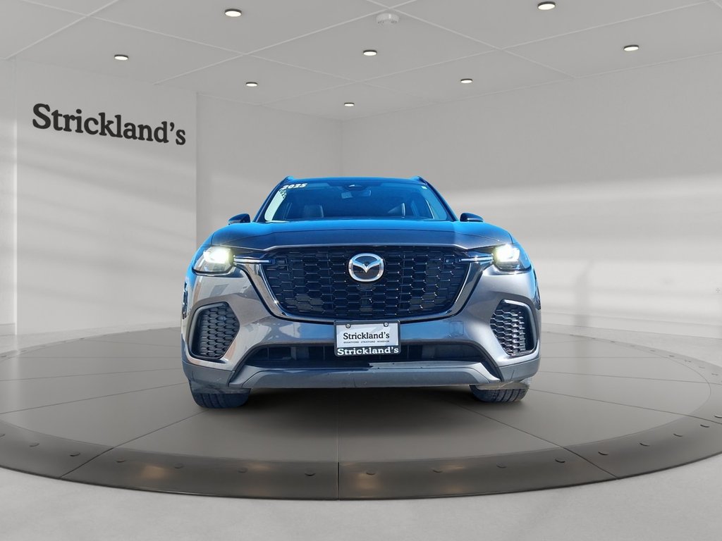 2025 Mazda CX-70 MHEV GS-L AWD in Stratford, Ontario - 2 - w1024h768px