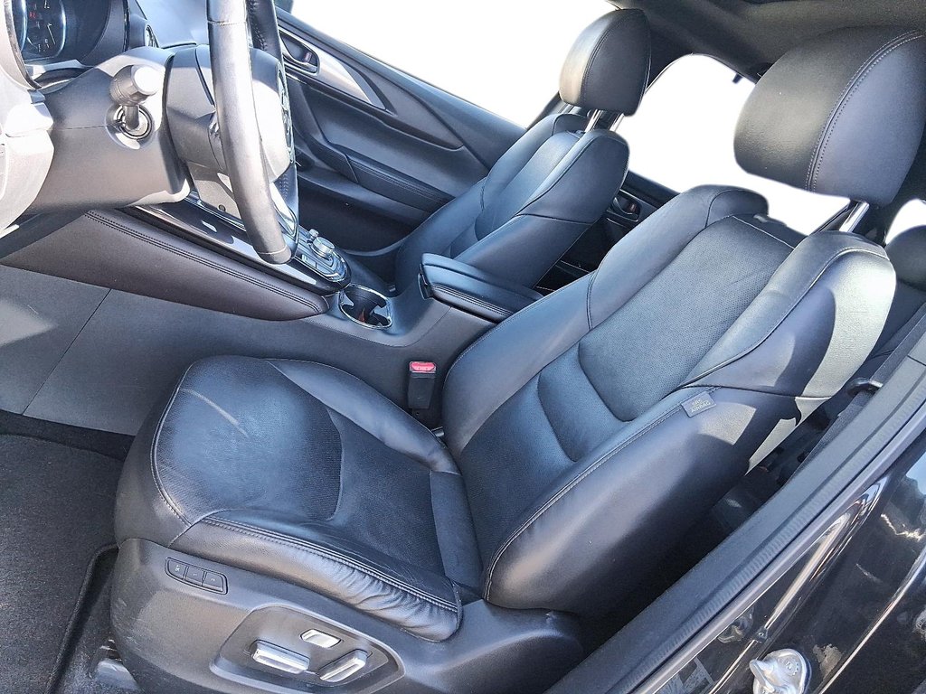 2019 Mazda CX-9 GT AWD in Stratford, Ontario - 8 - w1024h768px