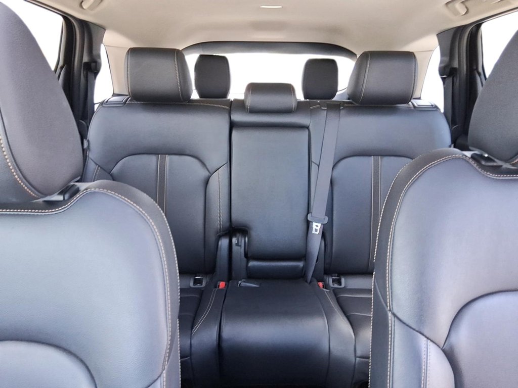 2025 Mazda CX-90 MHEV GS-L AWD in Stratford, Ontario - 10 - w1024h768px