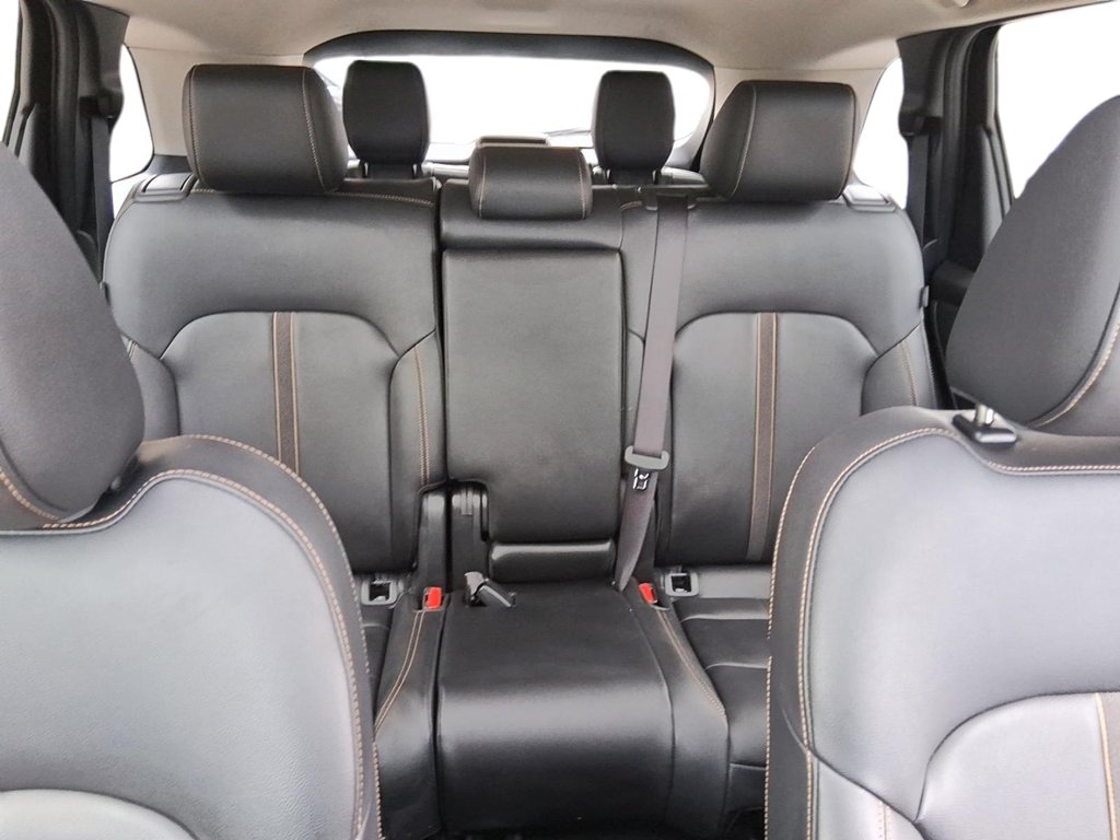 2025 Mazda CX-90 MHEV GS-L AWD in Stratford, Ontario - 12 - w1024h768px