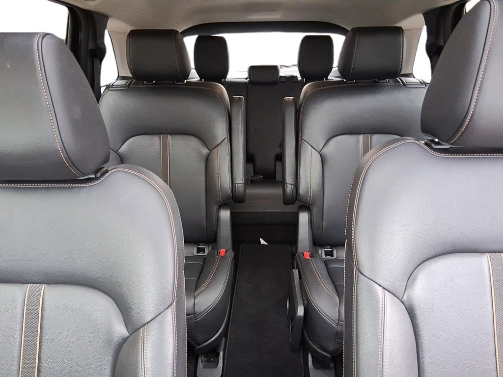 2025 Mazda CX-90 MHEV GS-L AWD in Stratford, Ontario - 11 - w1024h768px