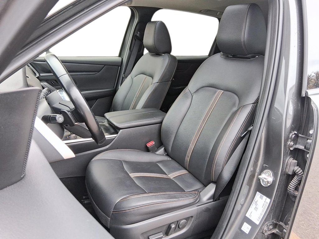 2025 Mazda CX-90 MHEV GS-L AWD in Stratford, Ontario - 9 - w1024h768px