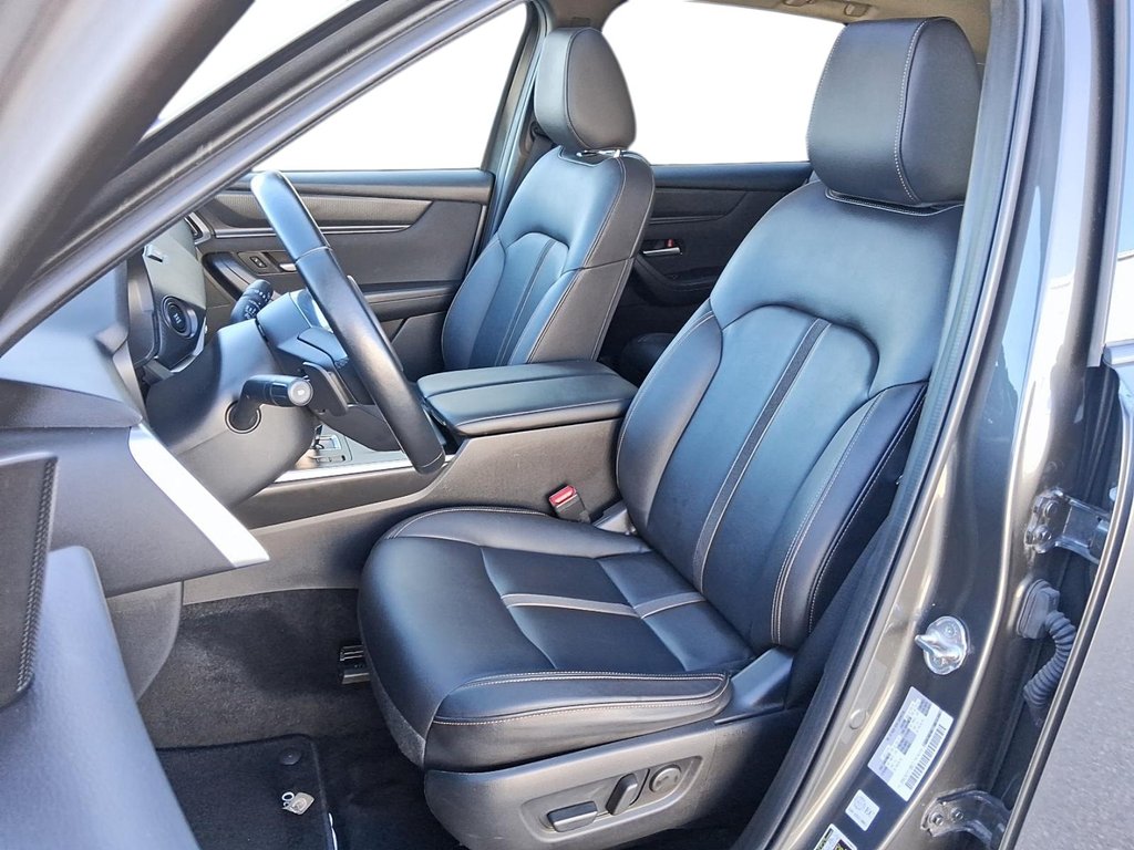 2025 Mazda CX-90 MHEV GS-L AWD in Stratford, Ontario - 8 - w1024h768px