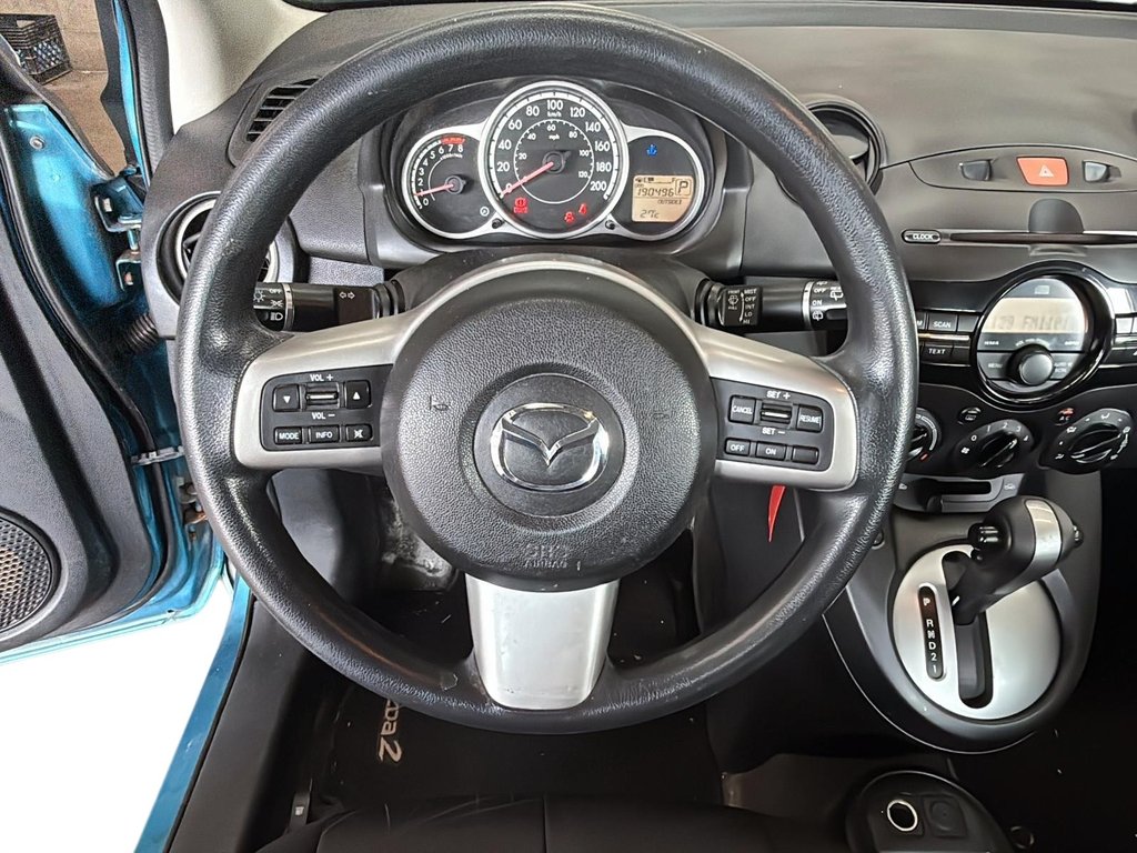 2011 Mazda 2 GS at in Stratford, Ontario - 11 - w1024h768px