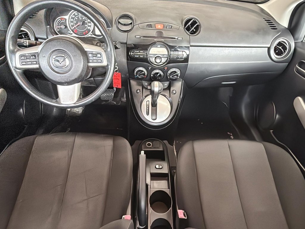 2011 Mazda 2 GS at in Stratford, Ontario - 9 - w1024h768px