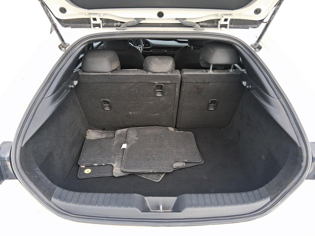 2019 Mazda 3 Sport GX at in Stratford, Ontario - 6 - w1024h768px