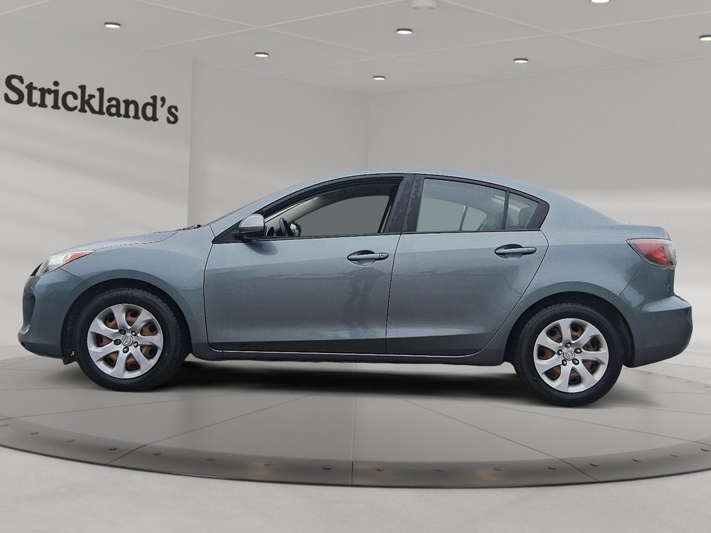 2013 Mazda 3 GX at in Stratford, Ontario - 5 - w1024h768px