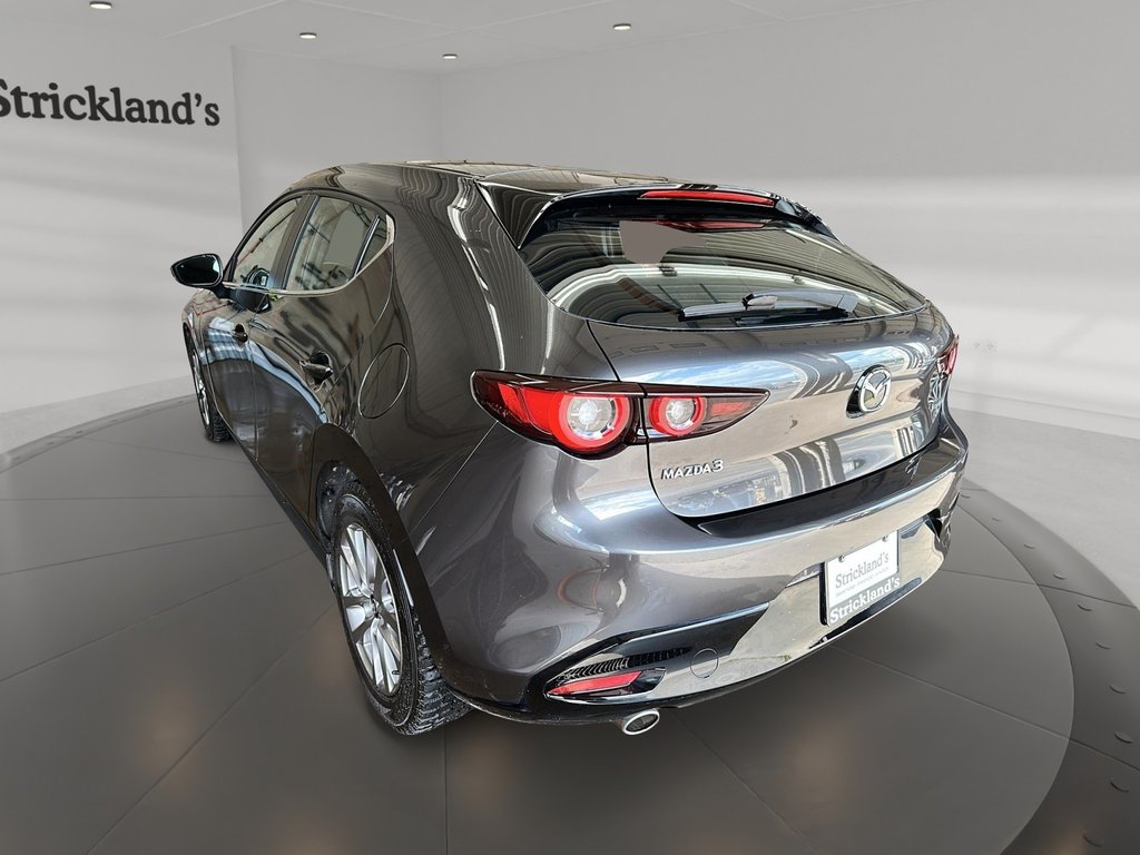 2022 Mazda 3 GS at in Stratford, Ontario - 4 - w1024h768px